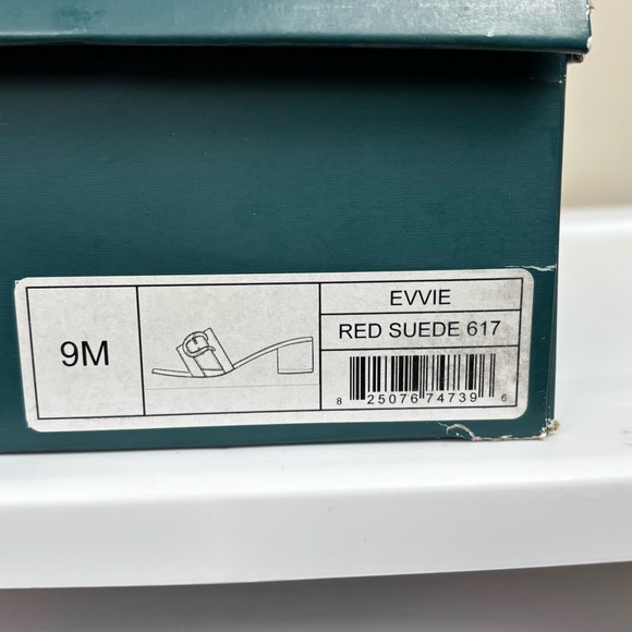 Aerosoles Evvie Red Suede Sandals Size 9 Slip On Leather Buckle Block Heel - Picture 5 of 7